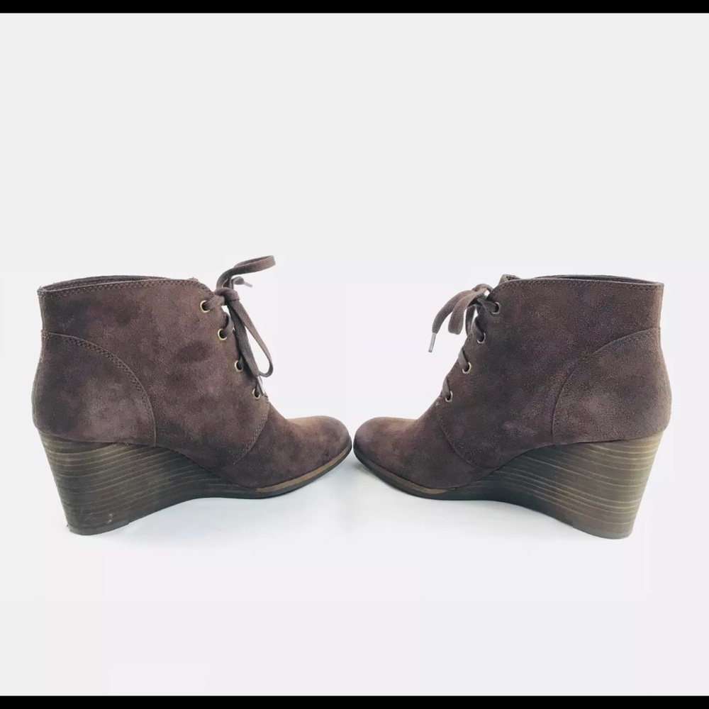 ๐ด SOLD Lucky Brand Brown Suede Wedge Ankle Boots - Picture 2 of 7